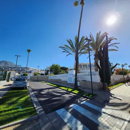 Apartment Sea View Penthouse Urbania *