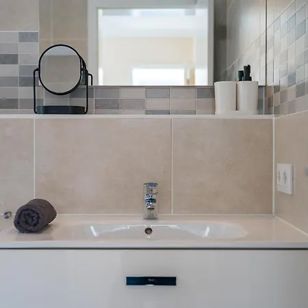 아파트 Sea View Penthouse Sunshine Urbania 플라야데라스아메리카스