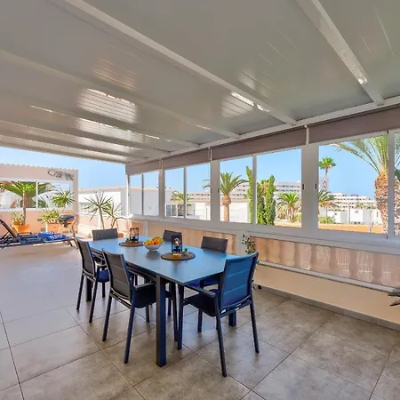 아파트 Sea View Penthouse Sunshine Urbania *