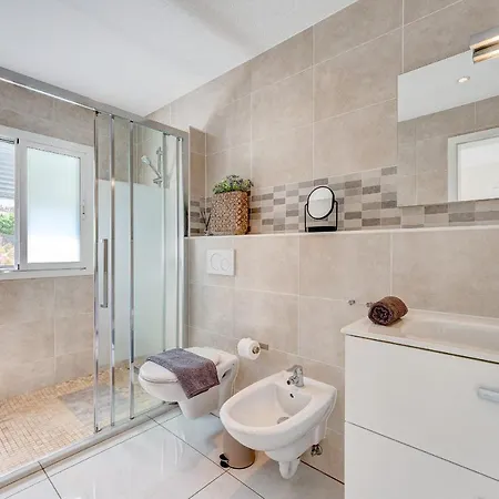 Sea View Penthouse Urbania