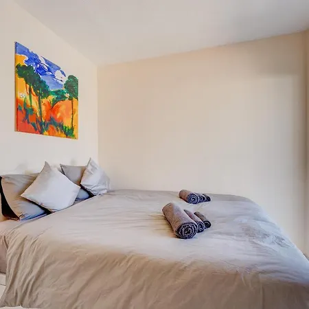 Sea View Penthouse Urbania Apartment