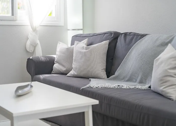 Sea View Penthouse Sunshine Urbania 公寓